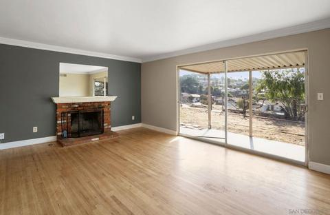 851 Floyd Ave, Chula Vista, CA 91910 photo 4
