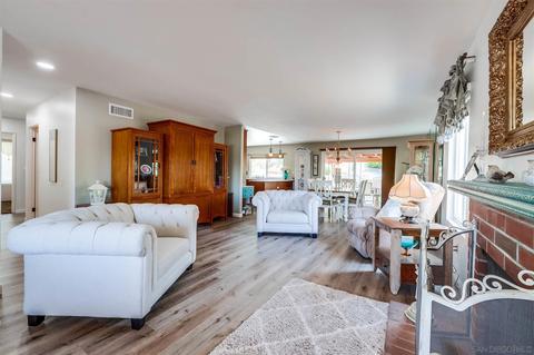 14561 High Pine St, Poway, CA 92064 photo 8