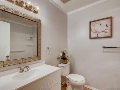 8175 Paradise Valley Ct, Spring Valley, CA 91977 photo 11