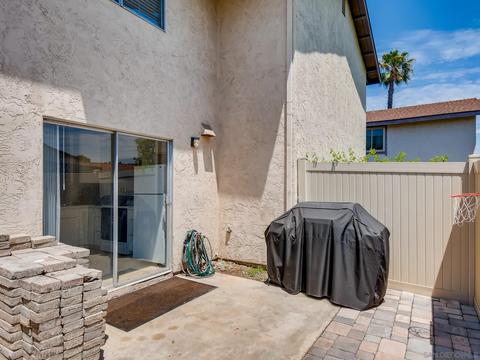 8175 Paradise Valley Ct, Spring Valley, CA 91977 photo 16