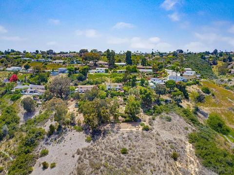 5897 Desert View Dr, La Jolla, CA 92037 photo 17