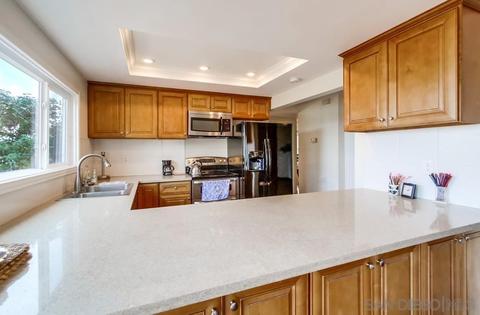 5897 Desert View Dr, La Jolla, CA 92037 photo 9