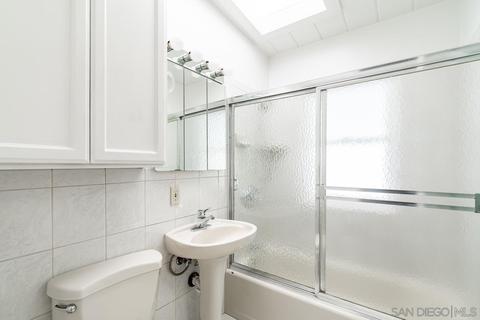 4217 Gresham, San Diego, CA 92109 photo 9
