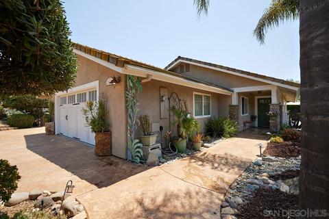2516 Aqua Hill Rd, Fallbrook, CA 92028 photo 4