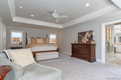 6325 Castejon Dr, La Jolla, CA 92037 photo 16
