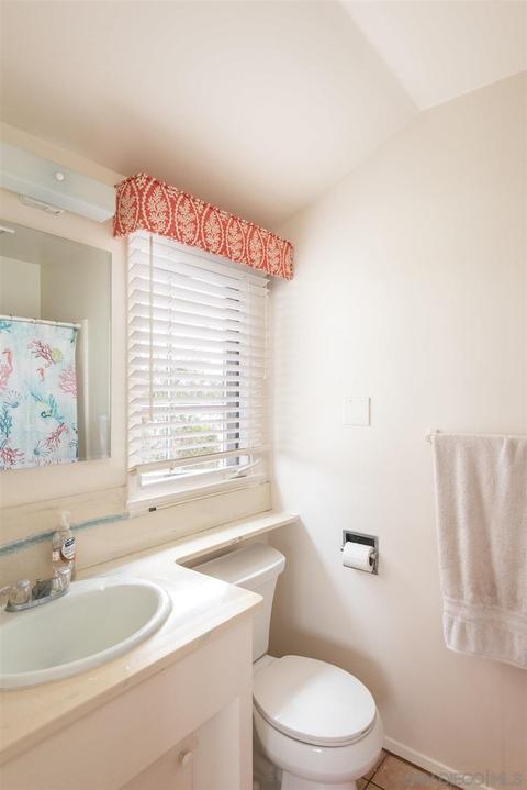61 Saint Malo Bch, Oceanside, CA 92054 photo 32