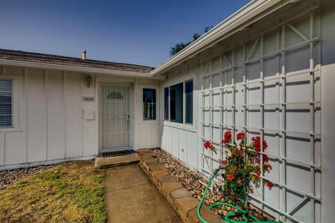 9445 Cathywood Dr, Santee, CA 92071 photo 2