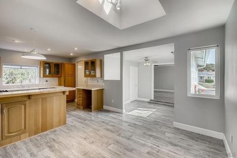9445 Cathywood Dr, Santee, CA 92071 photo 4