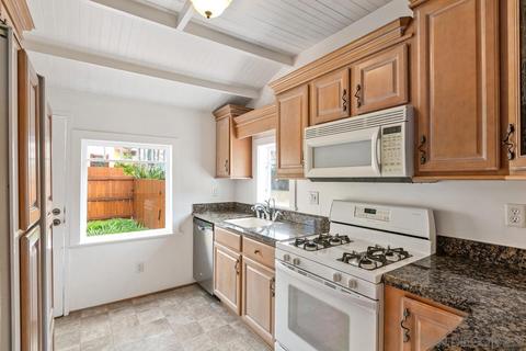 1277 Cave St, La Jolla, CA 92037 photo 17