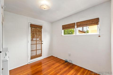 1277 Cave St, La Jolla, CA 92037 photo 22