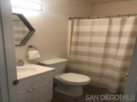 347 Orwell Ln, Encinitas, CA 92024 photo 4