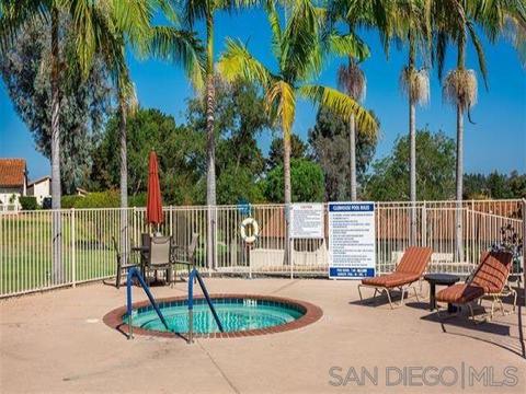 347 Orwell Ln, Encinitas, CA 92024 photo 8