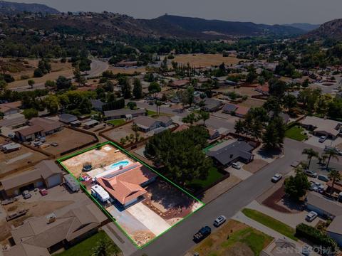 23617 Springwood Dr, Ramona, CA 92065 photo 1