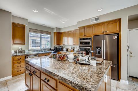 576 Rush Dr, San Marcos, CA 92078 photo 11