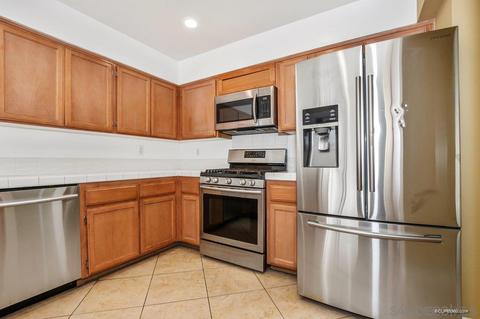 2610 Valencia Cyn, Spring Valley, CA 91977 photo 2
