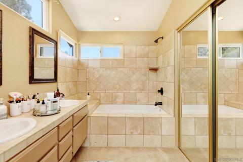 210 Royal Glen Dr, Fallbrook, CA 92028 photo 20