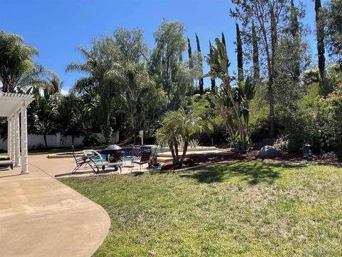 2205 Eucalyptus Ave, Escondido, CA 92029 photo 2