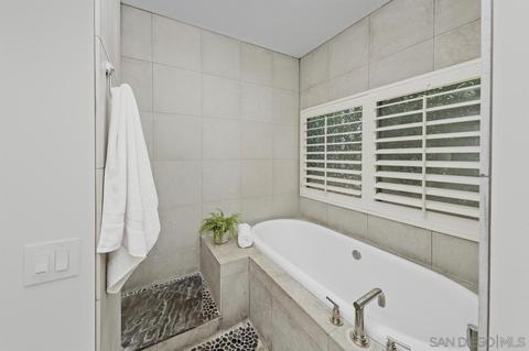 6830 Paseo Laredo, La Jolla, CA 92037 photo 28