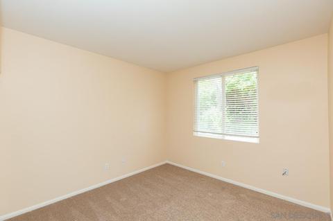 3071 Via Maximo, Carlsbad, CA 92009 photo 10