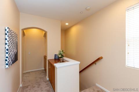 3071 Via Maximo, Carlsbad, CA 92009 photo 9