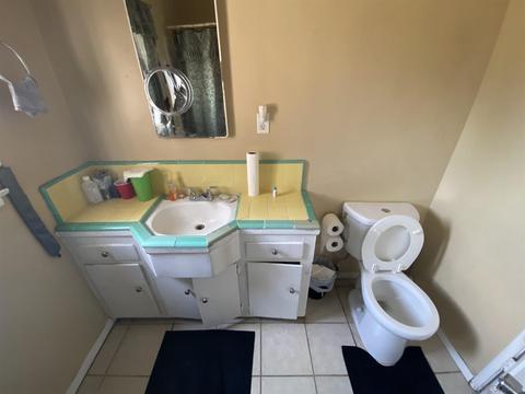 13906 S Nestor Ave, Compton, CA 90222 photo 17