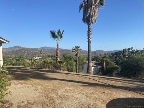 2814 Summit Dr, Escondido, CA 92025 photo 13