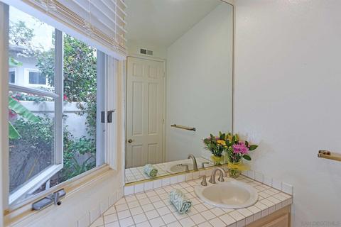 3120 Almahurst Row, La Jolla, CA 92037 photo 16