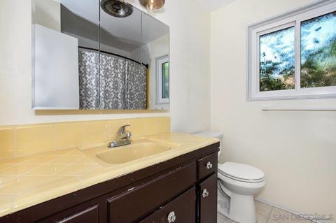 6281 Broadmoor Dr, La Mesa, CA 91942 photo 15