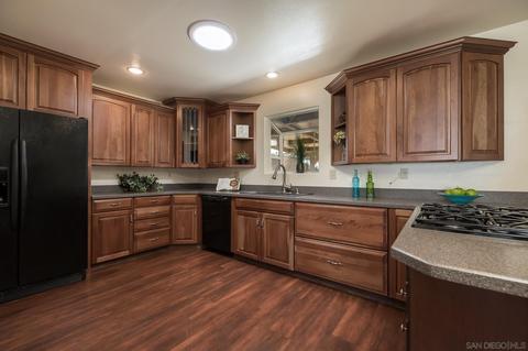 9569 Cambury Dr, Santee, CA 92071 photo 11