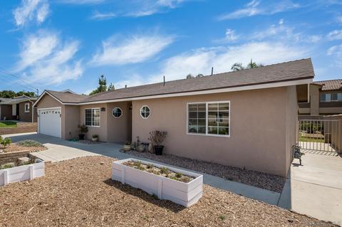9569 Cambury Dr, Santee, CA 92071 photo 4