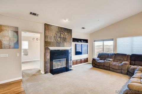 2245 Pointe Pkwy, Spring Valley, CA 91978 photo 14