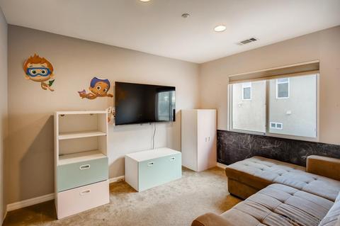 2245 Pointe Pkwy, Spring Valley, CA 91978 photo 15
