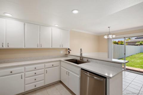 6757 Corintia St, Carlsbad, CA 92009 photo 11