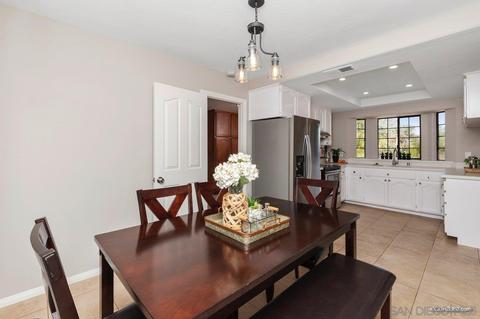 24502 Novato Pl, Ramona, CA 92065 photo 4