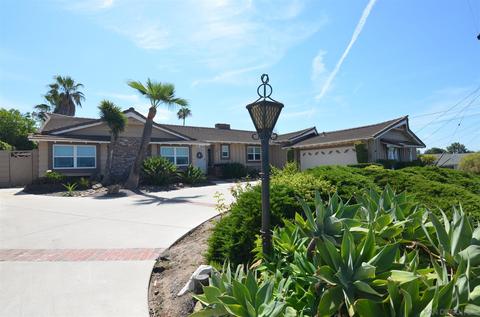 4245 Eastridge Dr, La Mesa, CA 91941 photo 1