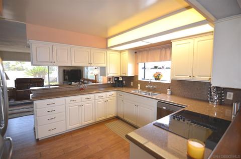 4245 Eastridge Dr, La Mesa, CA 91941 photo 18