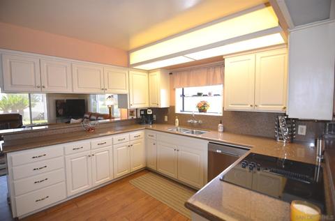 4245 Eastridge Dr, La Mesa, CA 91941 photo 20