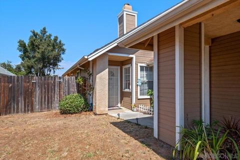 1434 S Upas St, Escondido, CA 92025 photo 3