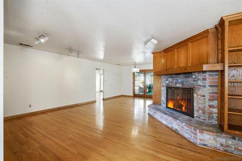 5094 Mesa Ter, La Mesa, CA 91941 photo 5