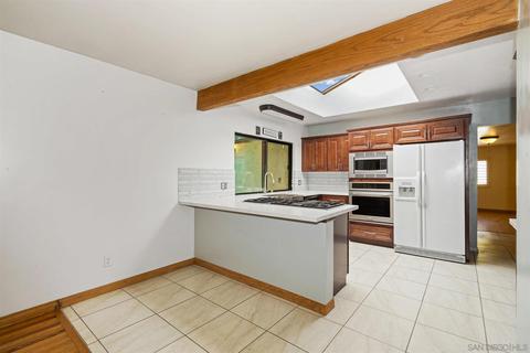 5094 Mesa Ter, La Mesa, CA 91941 photo 8