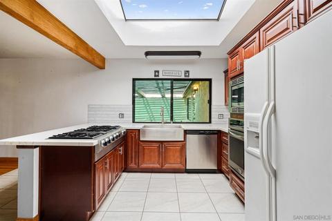 5094 Mesa Ter, La Mesa, CA 91941 photo 11