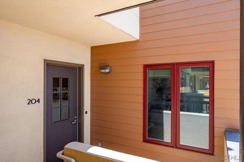90 N Coast Highway 101 #204, Encinitas, CA 92024 photo 2
