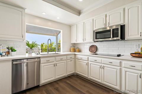 1327 Knoll, Oceanside, CA 92054 photo 12