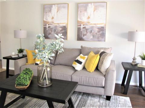 1651 S Juniper St #204, Escondido, CA 92025 photo 2