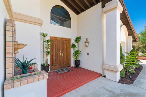 13645 Del Poniente Dr, Poway, CA 92064 photo 4