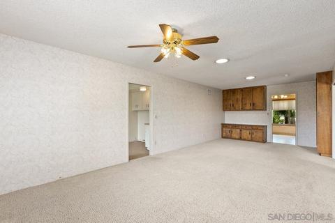 9360 Loren Dr, La Mesa, CA 91942 photo 6