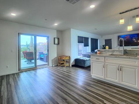 1922 Pointe Pkwy, Spring Valley, CA 91978 photo 10