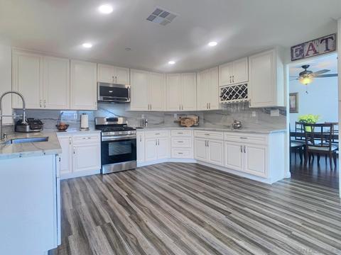 1922 Pointe Pkwy, Spring Valley, CA 91978 photo 12