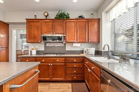 4930 Overlook Dr, Oceanside, CA 92057 photo 14