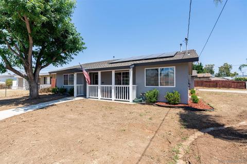 662 Hoover St, Escondido, CA 92027 photo 4